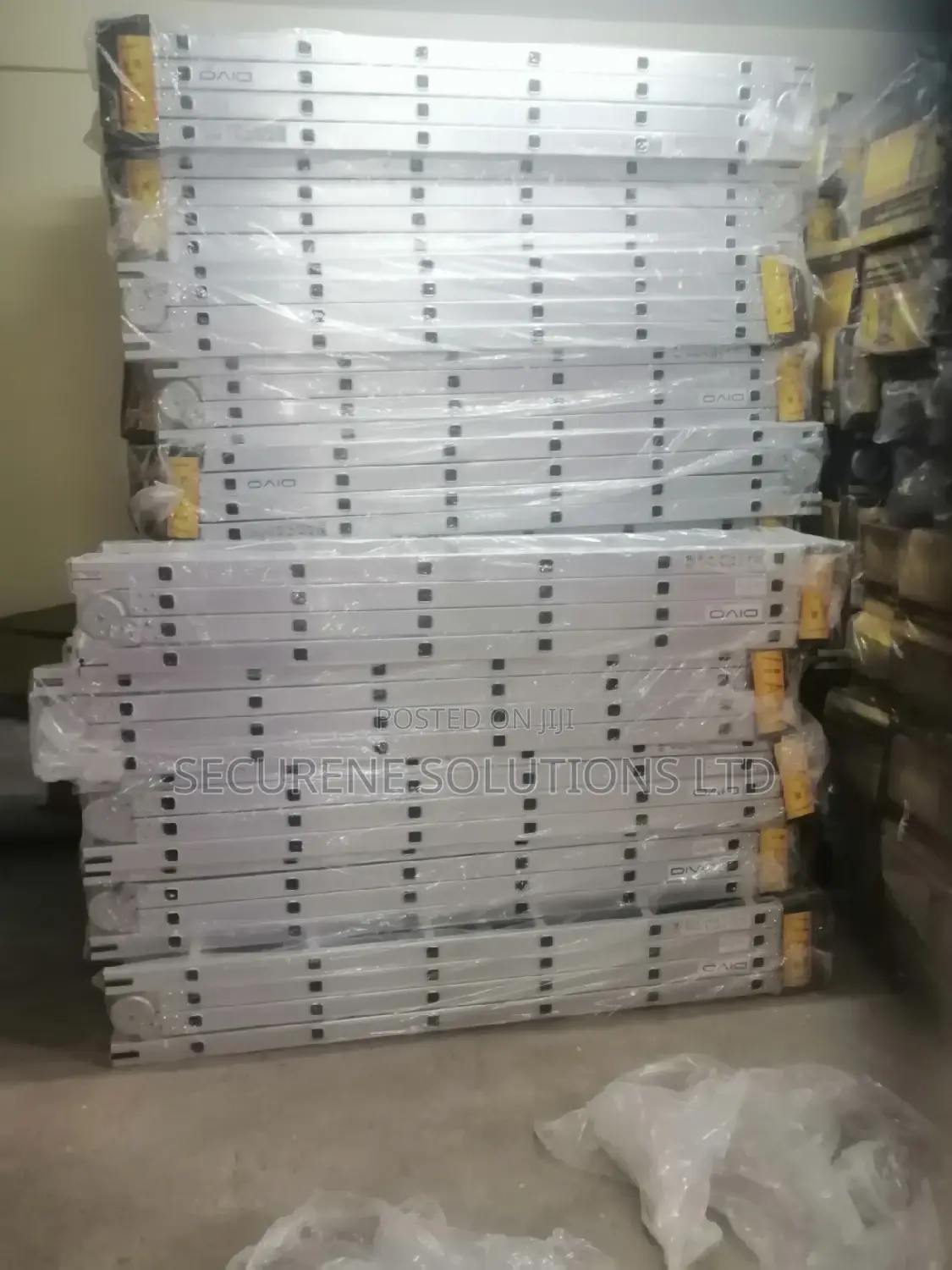 24ft/4by6/7.4meters Aluminium Multipurpose Folding Ladders