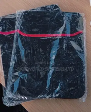 Black Laptop Sleeve 13'