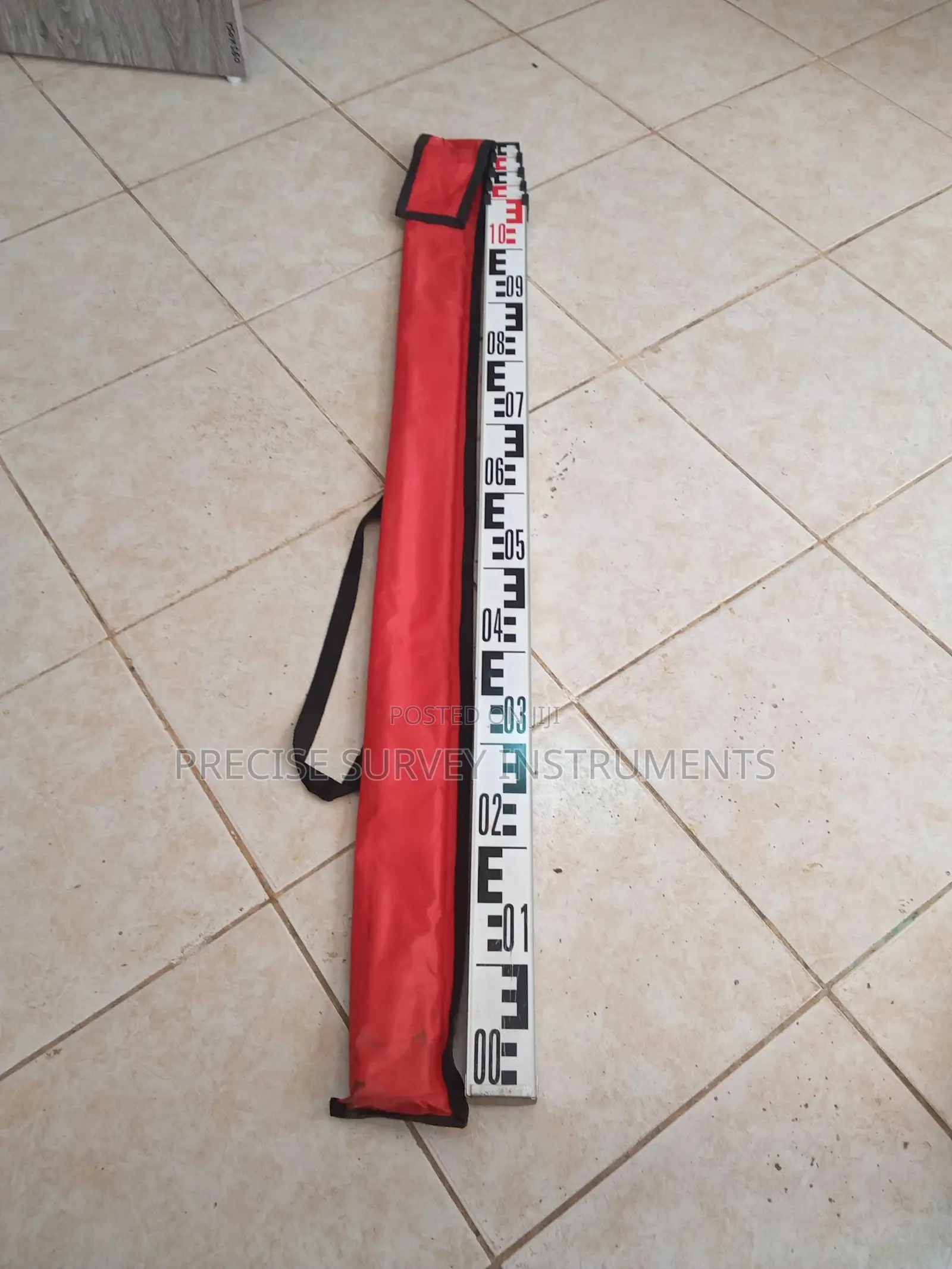 5 Meters Levelling Staff
