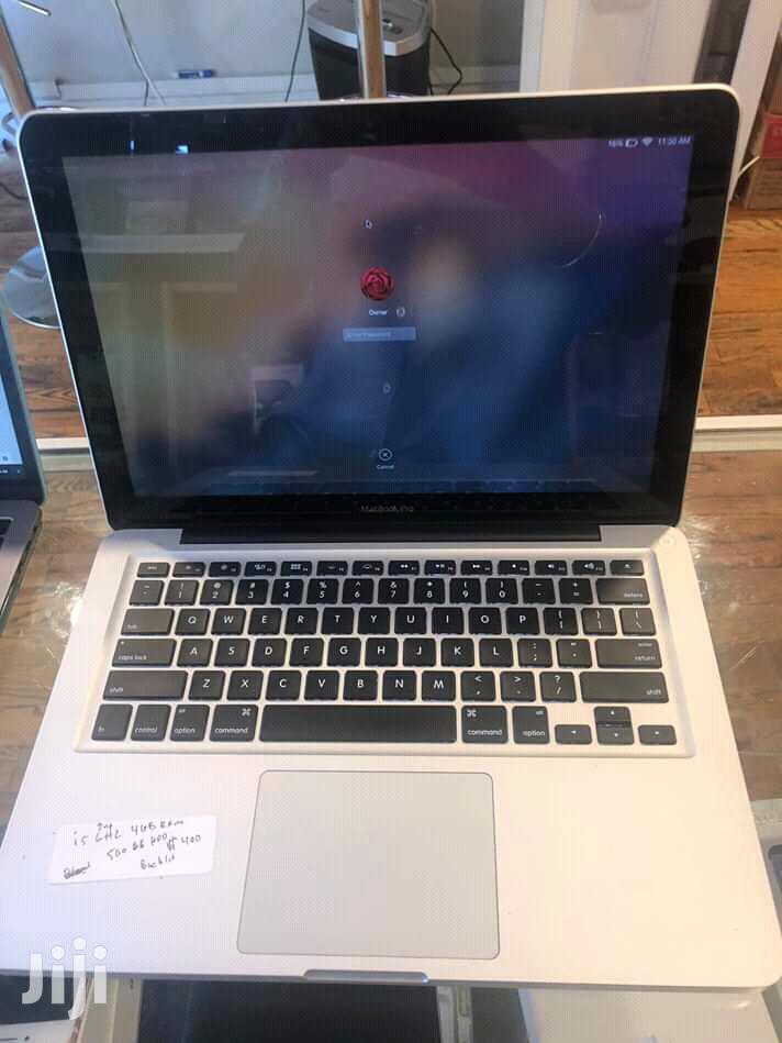 New Apple Macbook Pro 500hd Corei5 2.6ghz 4gb