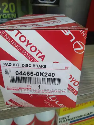 Toyota Hilux Vigo Genuine Front Brake Pads (OK240)