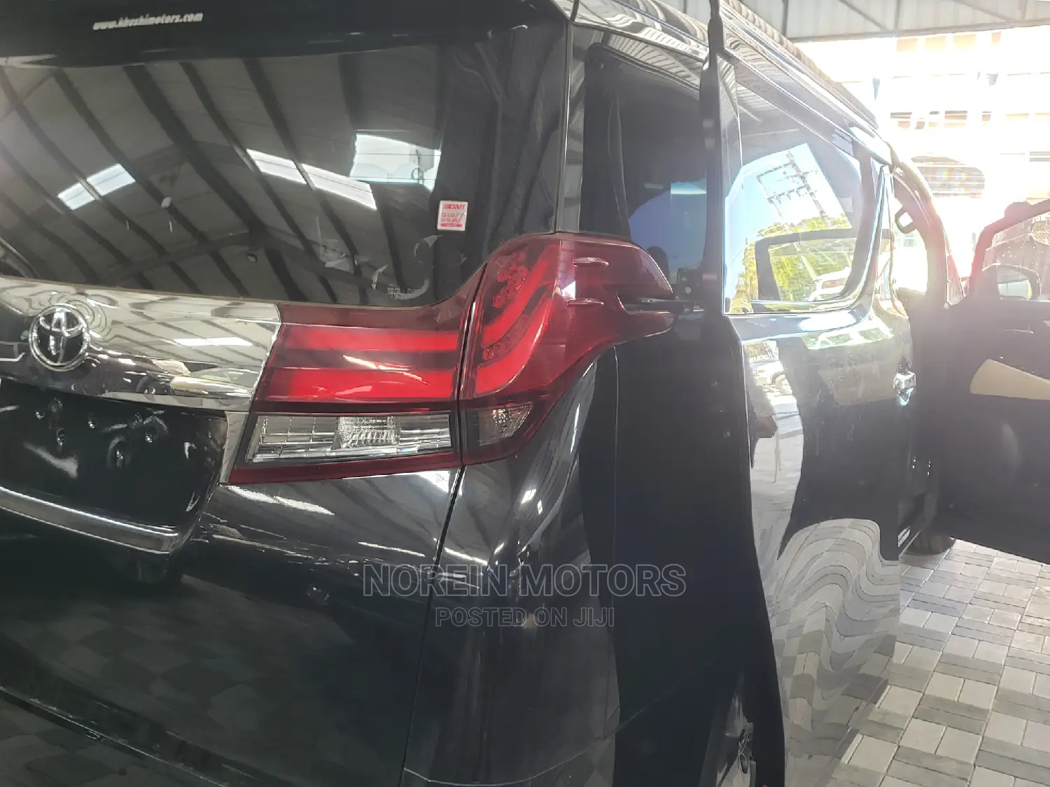 Toyota Alphard 2016 Black