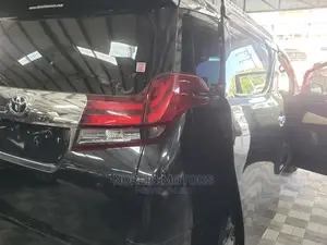 Toyota Alphard 2016 Black