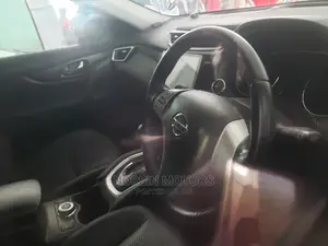 Nissan X-Trail 2014 Red