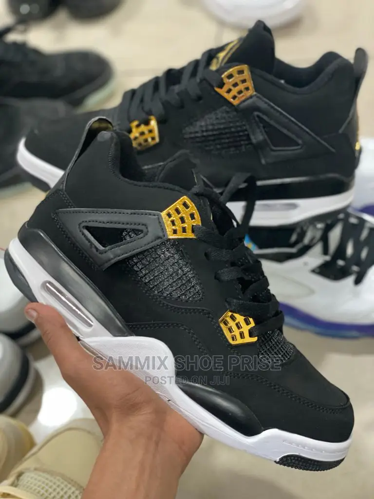 Jordan 4 Sneakers
