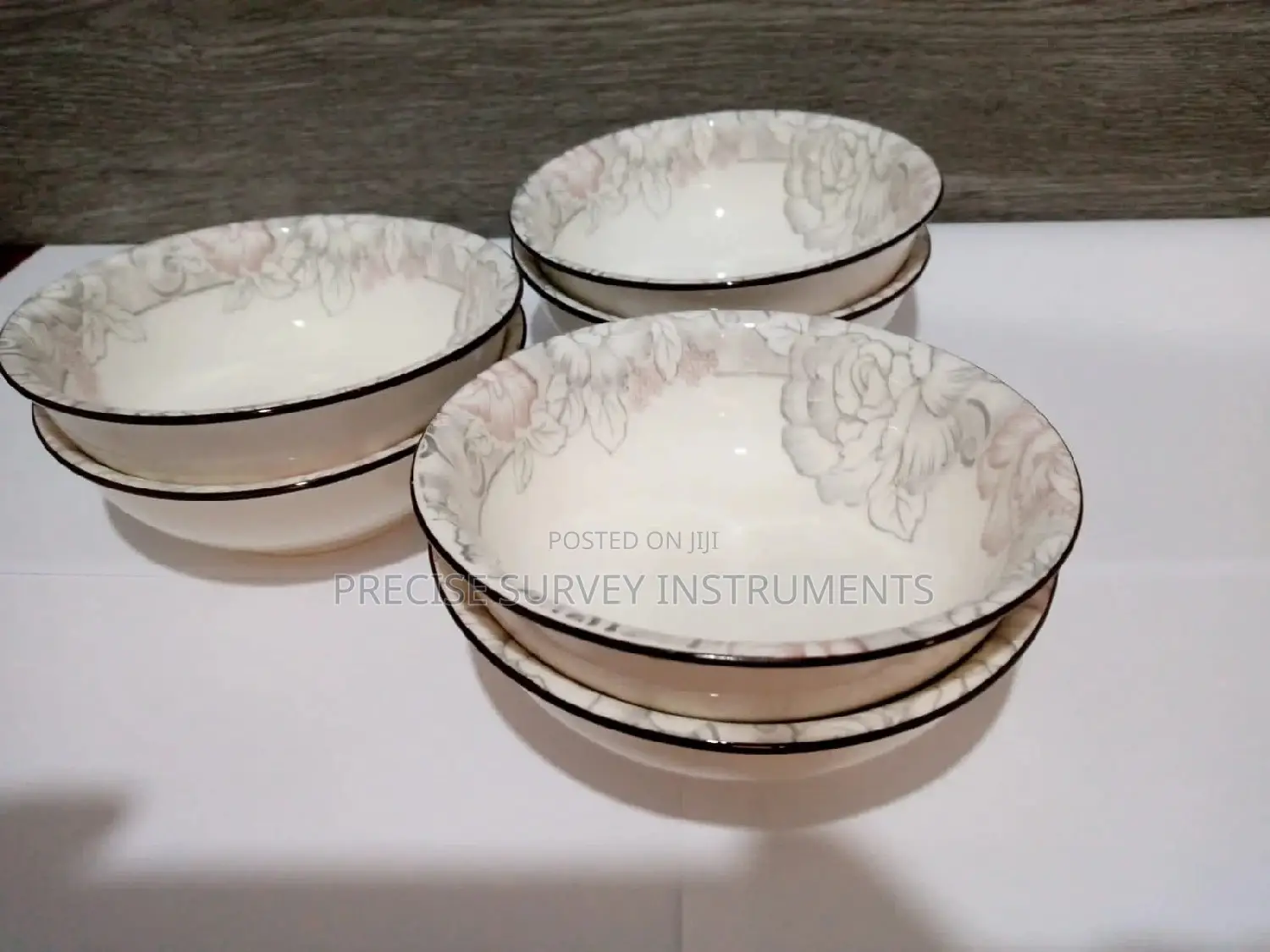 6 Elegant Soup Bowls