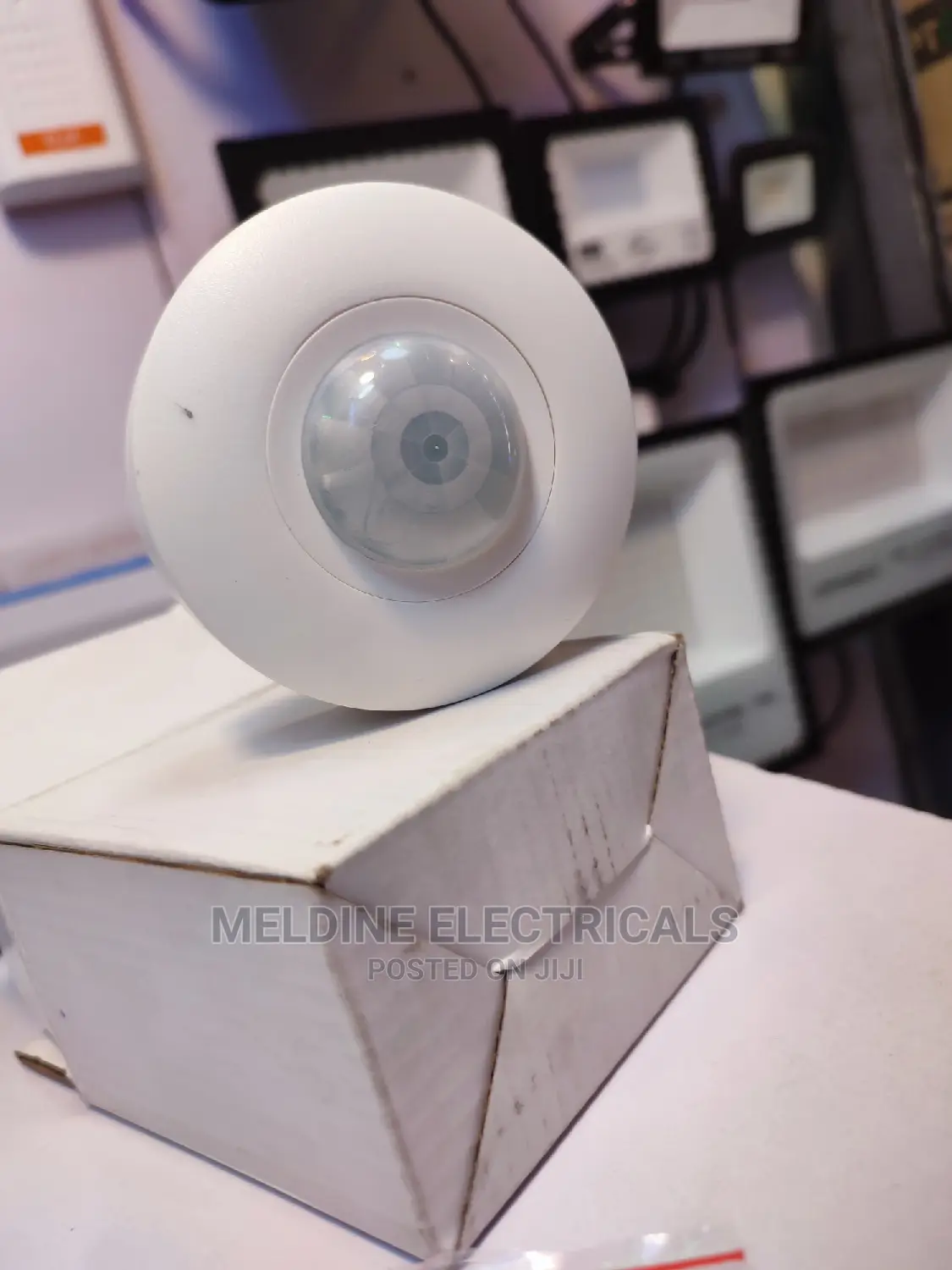 Motion Sensor Surfaced 360°