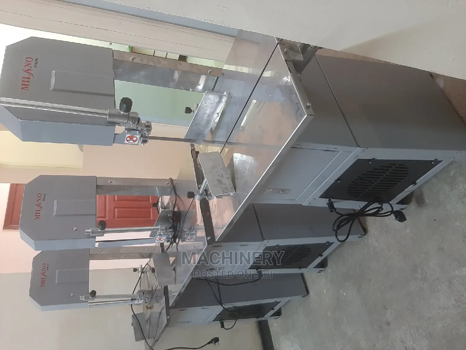 Meat and Bone Cutting Machine
