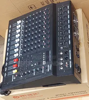 8channel High Quality Powered Mixer Amplifier 3000watts