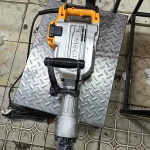 Professional Ingco Demolition Breaker 1700w