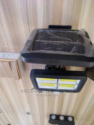 Split Adjustable Solar Lamp
