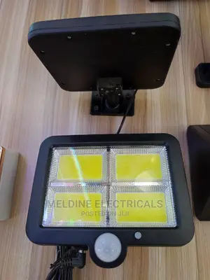 Split Adjustable Solar Lamp