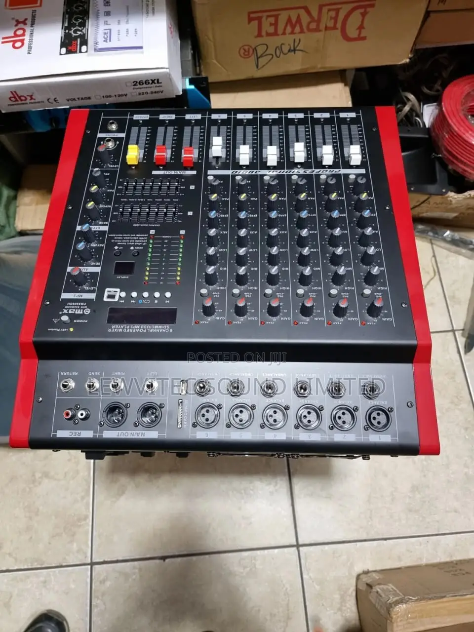 Max Powered Mixer