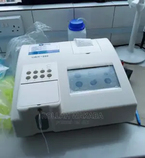 Urit Semi Automated Biochemistry Machine