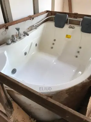 Two Persons Jacuzzi