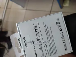 Brandnew Samsung Earbuds
