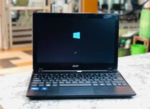 Laptop Acer Aspire M5-581t 4GB Intel Celeron HDD 250GB