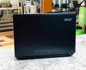 Laptop Acer Aspire M5-581t 4GB Intel Celeron HDD 250GB