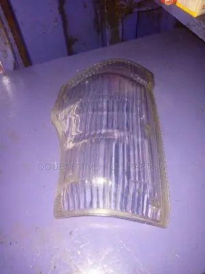 Corner Lamp Lens ISUZU NPR/4.3