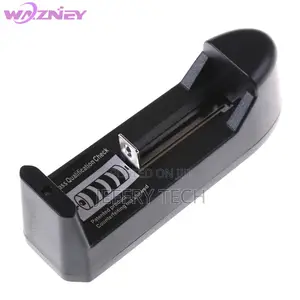 Foldable 3.7V Rechargeable Battery Charger Folding for 18650