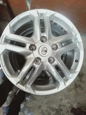 V8 Original Ex Japan Rims 20 Inch Set