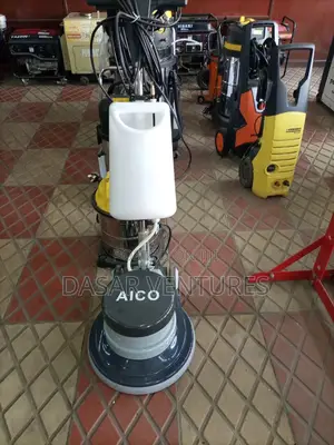Floor Scrubber Machine