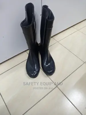 On Stock! Medium Duty Quality C P Gumboots
