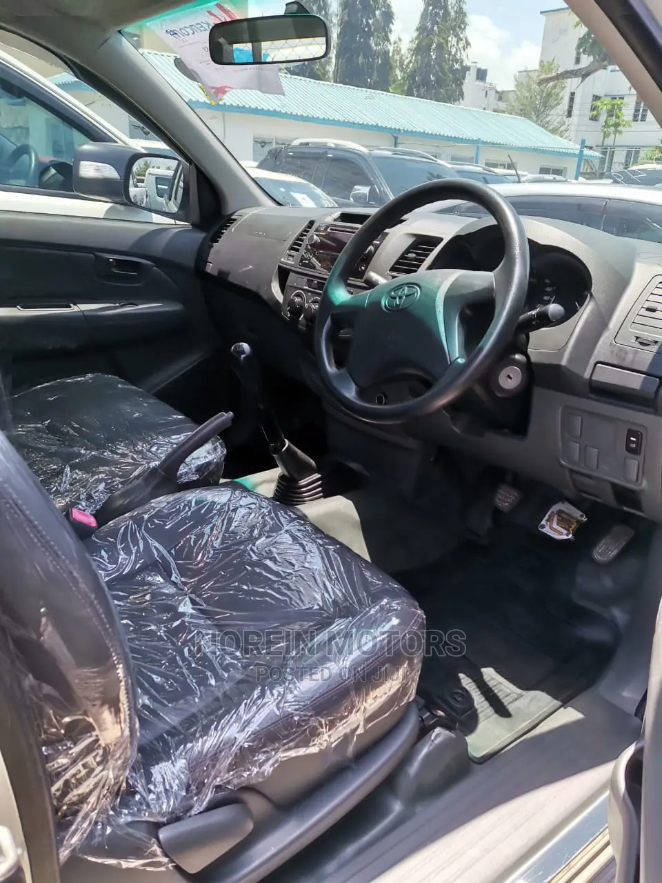 Toyota Hilux 2014 Silver