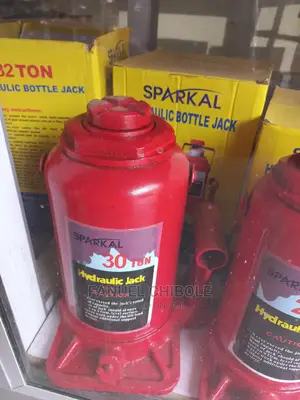 New 30ton Car Hydraulic Jack, Free Delivery Within Cbd
