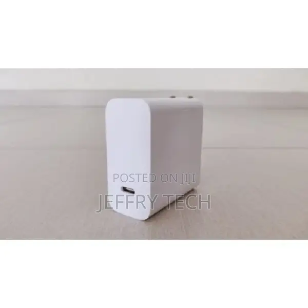 Apple 29w Usb-C Power Adapter - White