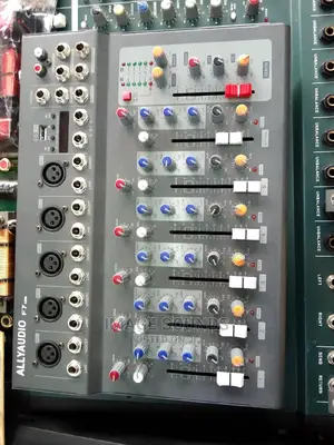 Plain Mixer F7 Usb