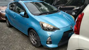 Toyota Aqua 2012 Blue