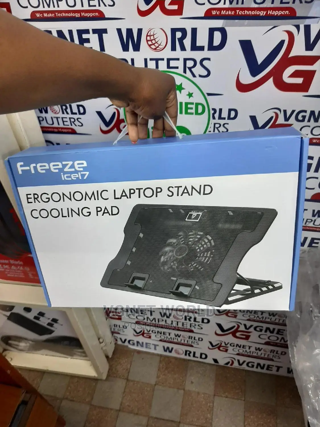 Adjustable Laptop Cooling Pad LCP -860 for All Laptops.