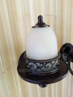 Wall Gate Light