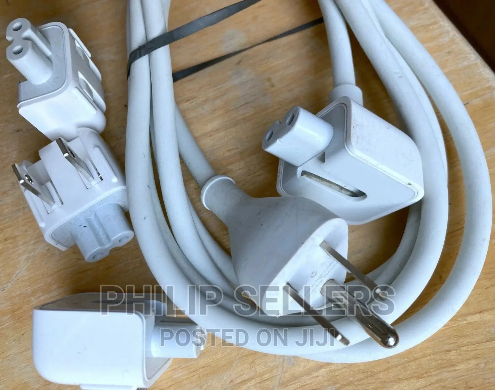 Brand New Apple Original Macbook Pro Air Power Adapter Charg