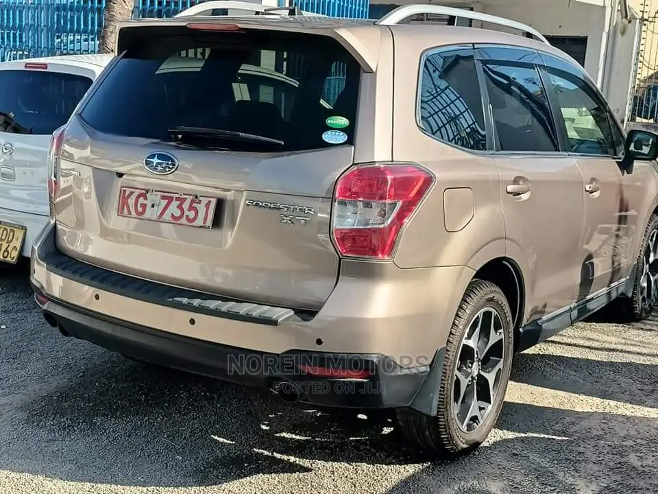 Subaru Forester 2015 Gold