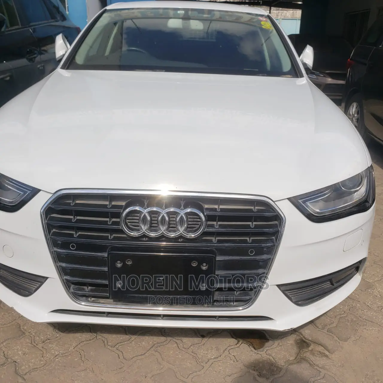 Audi A4 2015 Off White