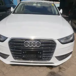 Audi A4 2015 Off White