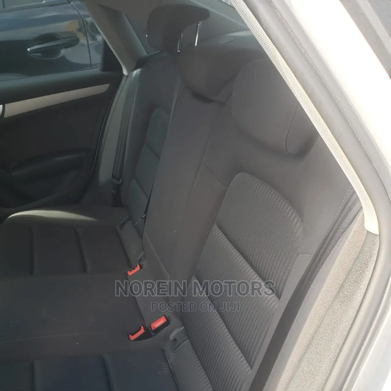 Audi A4 2015 Off White