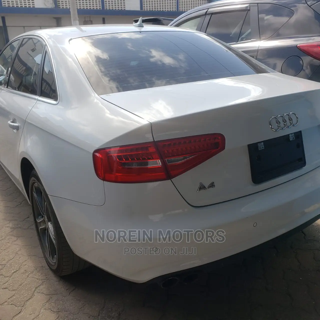 Audi A4 2015 Off White