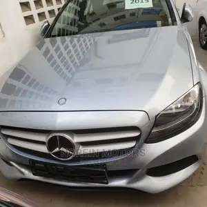 Mercedes-Benz C200 2015 Gray