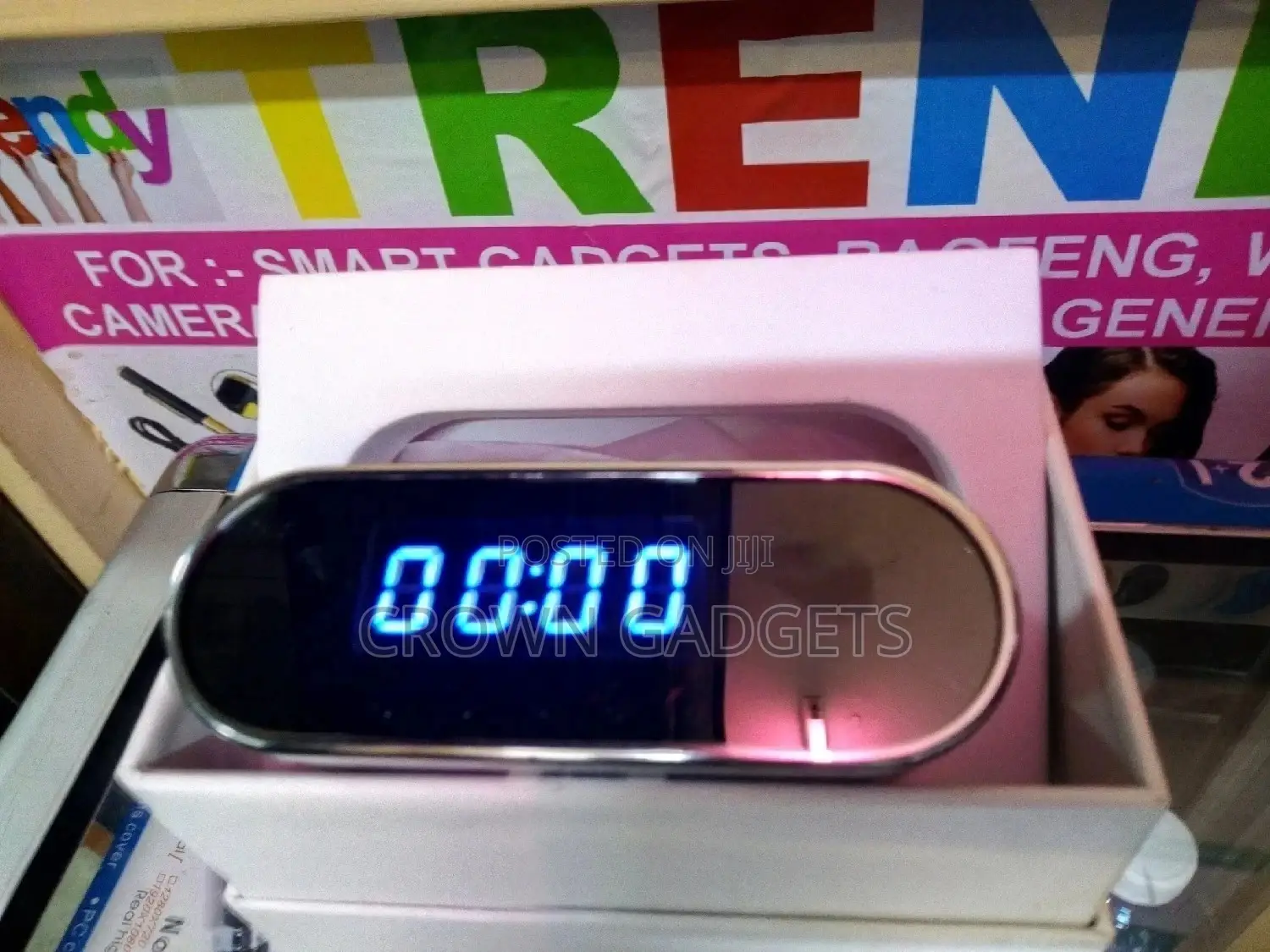 HD Wifi Clock Camera