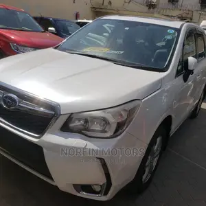 Subaru Forester 2015 Pearl