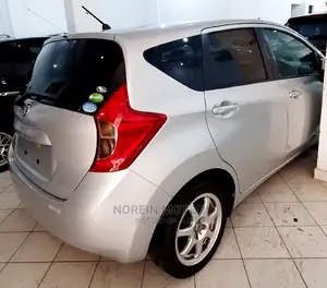 Nissan Note 2015 Silver