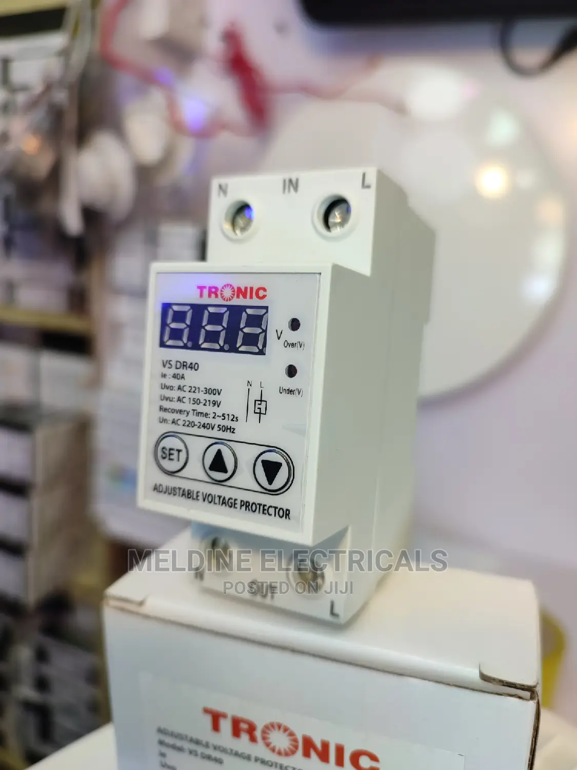 Adjustable Voltage Protector