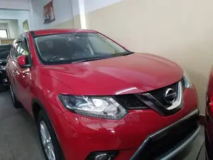 2015 Nissan X-Trail Red: Perfect SUV for Your Needs