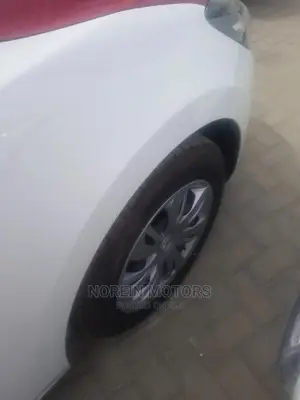 Mazda Demio 2015 Off white