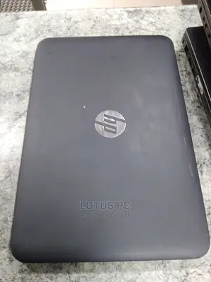 New Laptop HP Stream 11 Pro G3 2GB Intel Celeron SSD 32GB