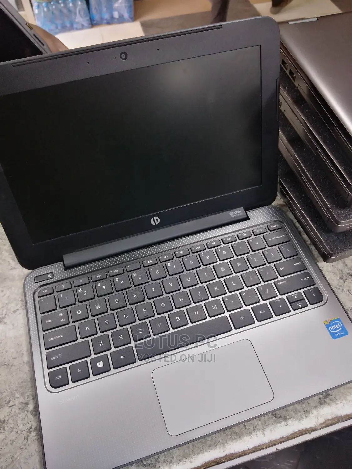 New Laptop HP Stream 11 Pro G3 2GB Intel Celeron SSD 32GB