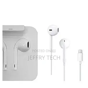 Apple Earpods With Lightening Connector for iPhone 7